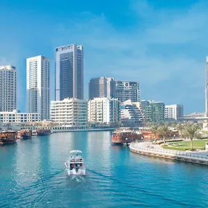 The First Collection Dubai Marina Dubái